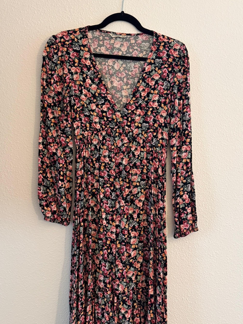 Floral V-Neck Long Sleeve Maxi Dress - Black with Pink Floral